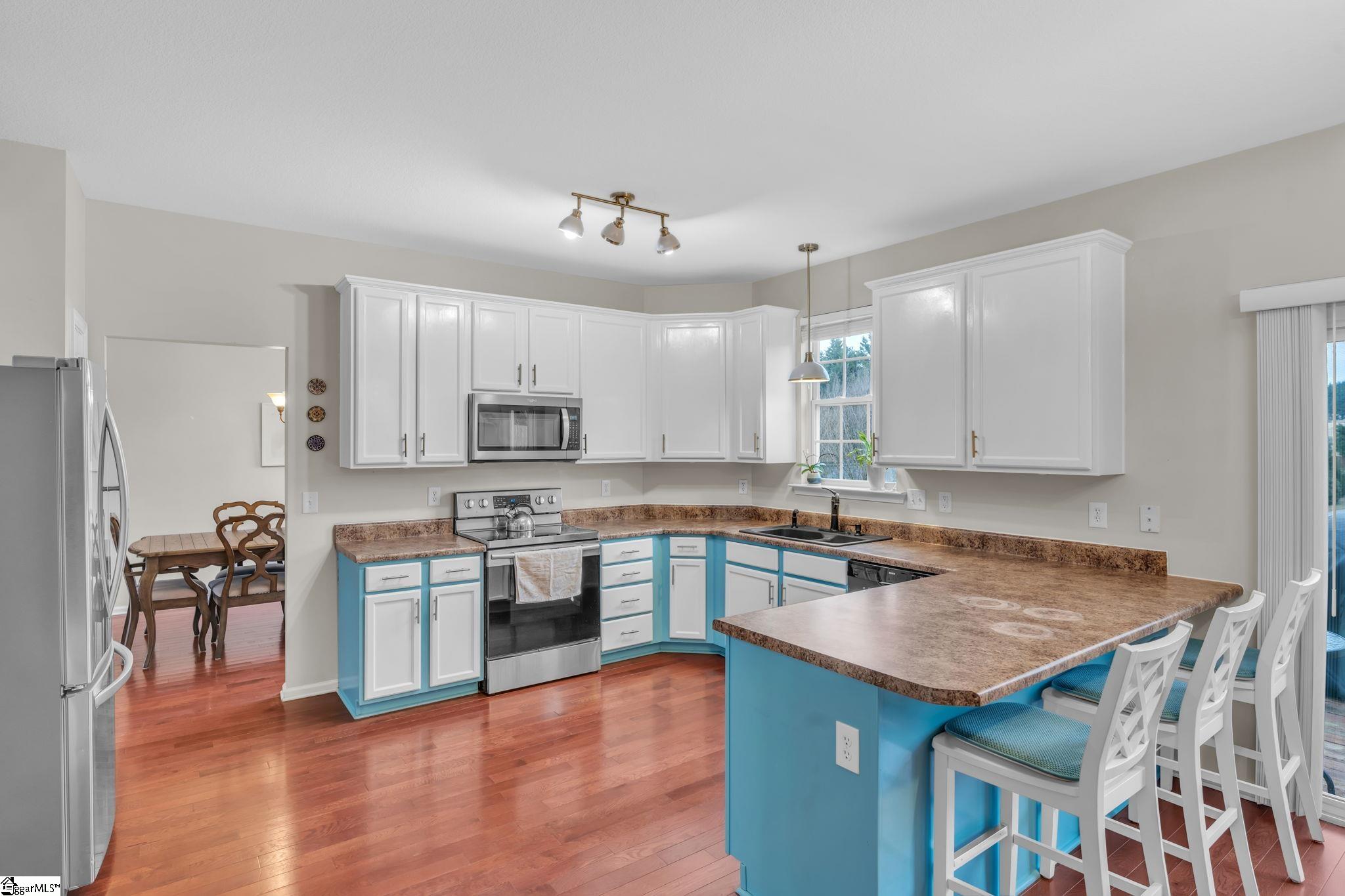 12 Perkins Court Greer, SC 29651 - Photo 4 of 21