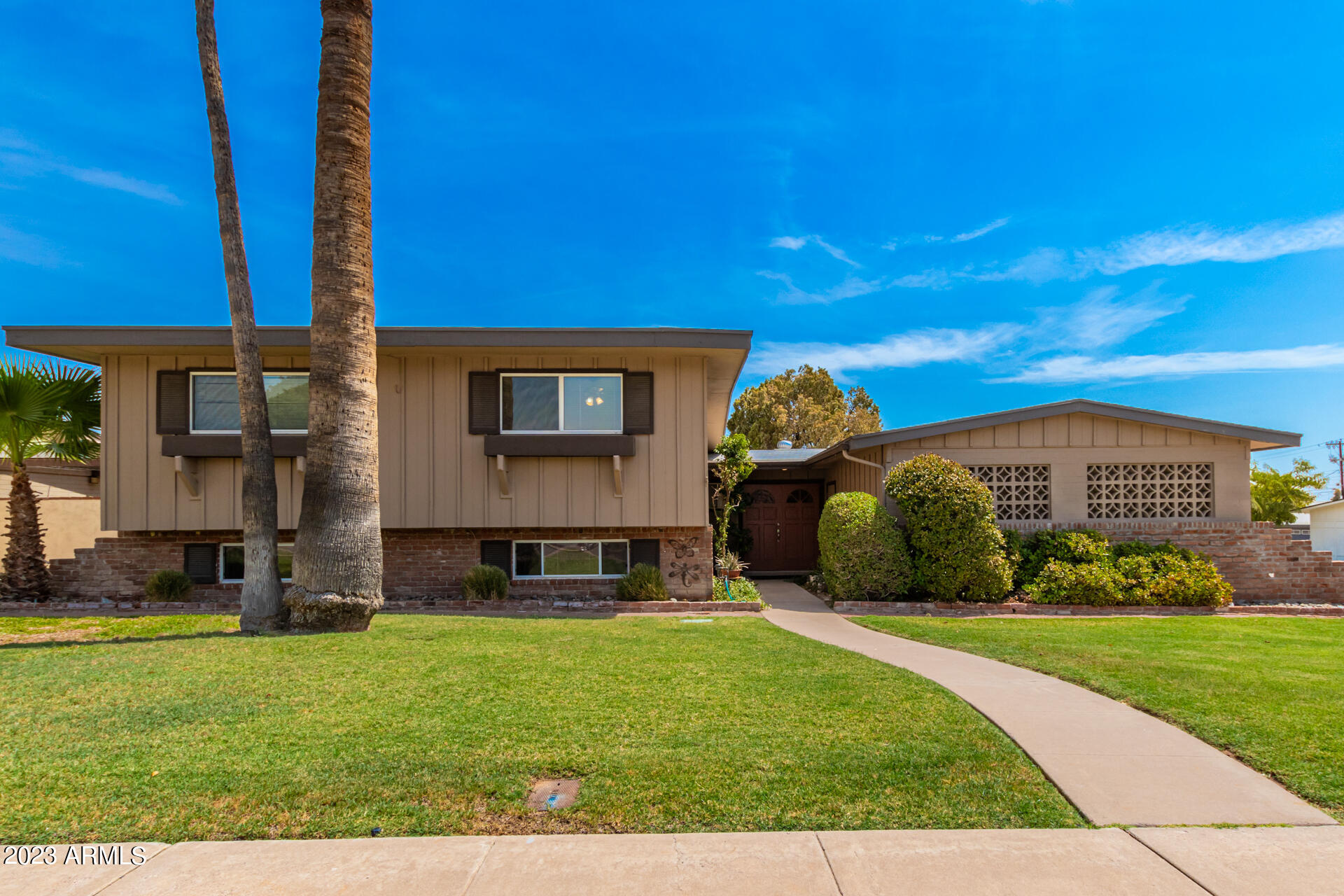 1901 East Lamar Road Phoenix, AZ 85016 - Photo 2 of 44 0002-02-Lamar