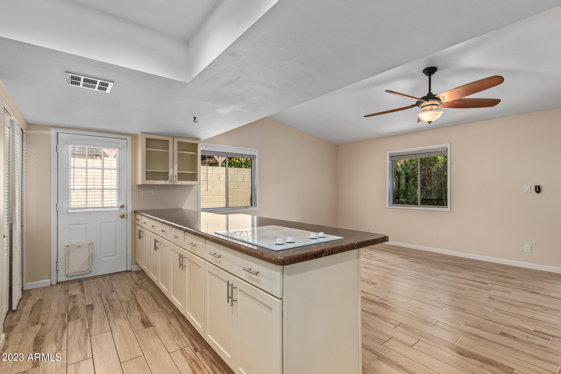 1901 East Lamar Road Phoenix, AZ 85016 - Photo 23 of 44 0021-21-Lamar