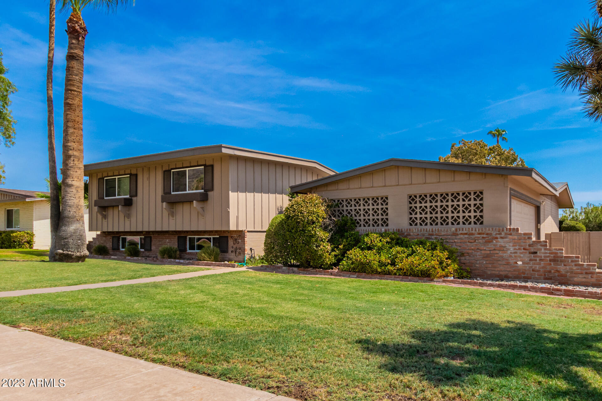 1901 East Lamar Road Phoenix, AZ 85016 - Photo 5 of 44 0005-06-Lamar