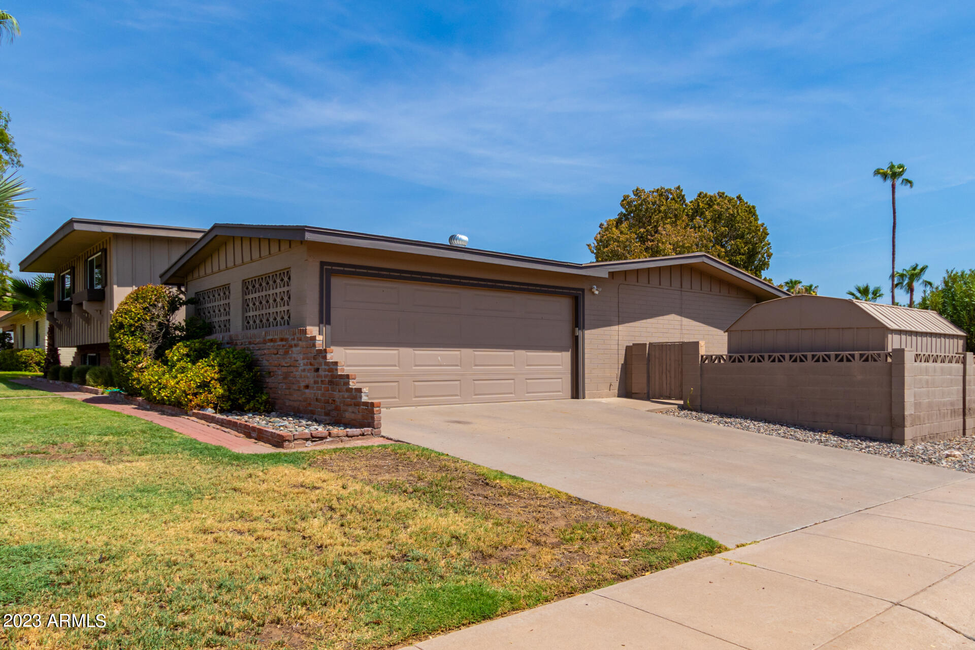 1901 East Lamar Road Phoenix, AZ 85016 - Photo 8 of 44 0008-08-Lamar