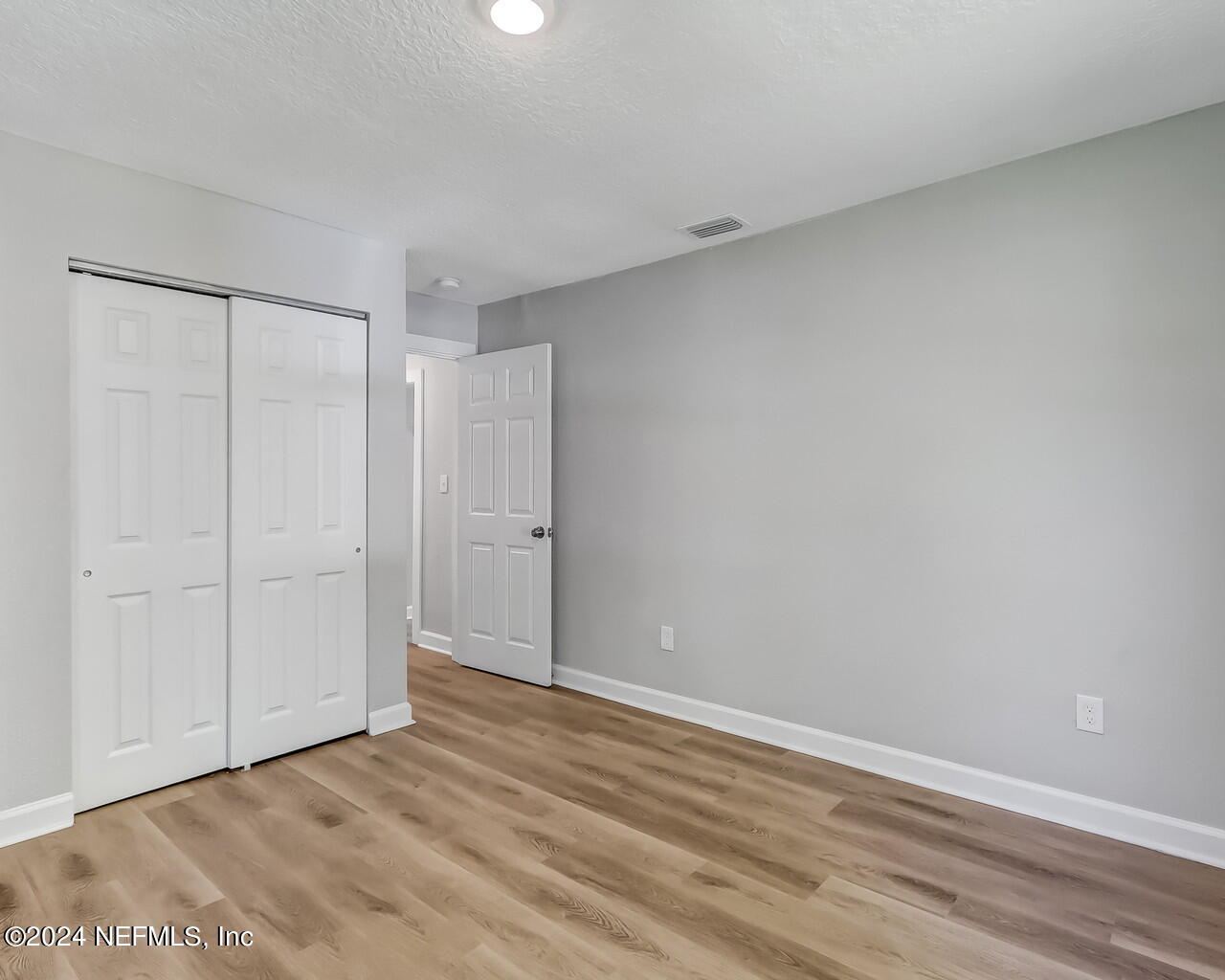 2504 Larsen Road Jacksonville, FL 32207 - Photo 14 of 19 Sue Wilson Photography Jacksonville (8)W