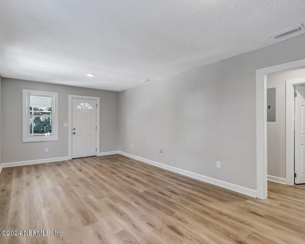 2504 Larsen Road Jacksonville, FL 32207 - Photo 7 of 19 Sue Wilson Photography Jacksonville (4)W