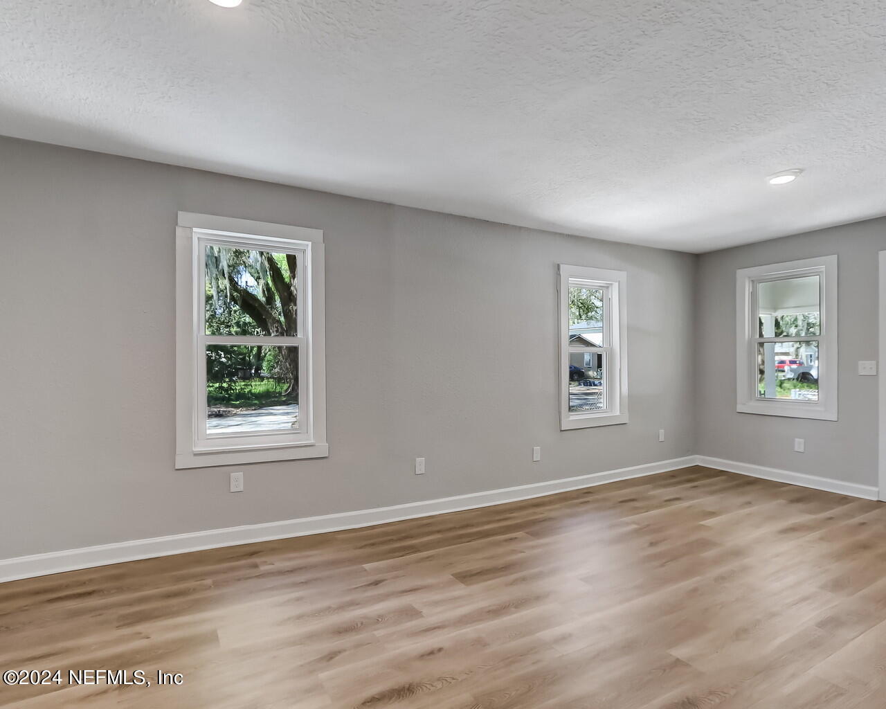 2504 Larsen Road Jacksonville, FL 32207 - Photo 8 of 19 Sue Wilson Photography Jacksonville (5)W