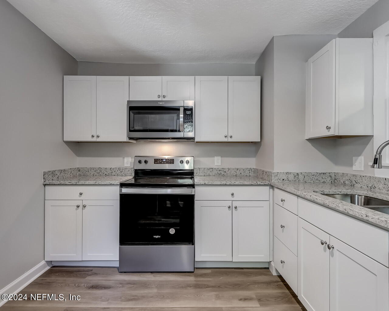 2504 Larsen Road Jacksonville, FL 32207 - Photo 10 of 19 Sue Wilson Photography Jacksonville (14)
