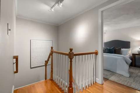 $999,000 | 32 Linden Street, Unit 5, Wellesley, MA 02482