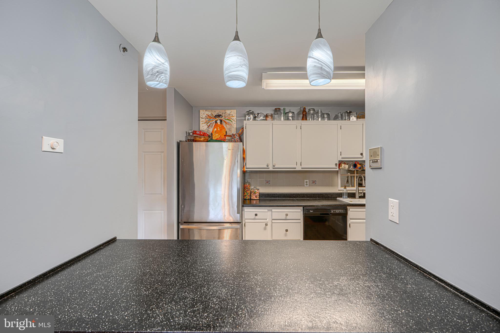 4104 Chardel Road, Unit 2C Nottingham, MD 21236 - Photo 11 of 26 Breakfast bar