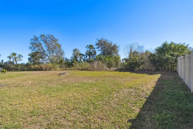 $339,900 | 5157 White Chicory Drive, Apollo Beach, FL 33572