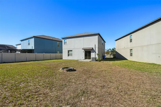 $339,900 | 5157 White Chicory Drive, Apollo Beach, FL 33572