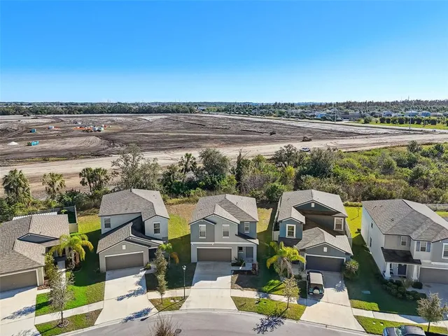 $339,900 | 5157 White Chicory Drive, Apollo Beach, FL 33572