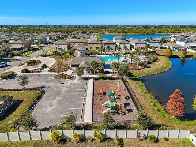 $339,900 | 5157 White Chicory Drive, Apollo Beach, FL 33572