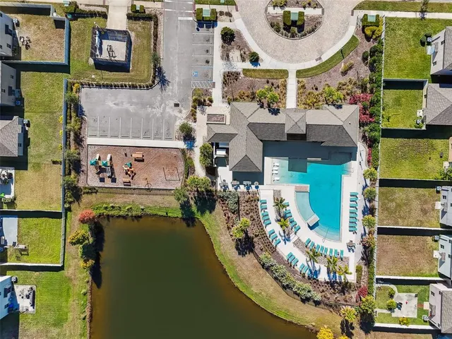 $339,900 | 5157 White Chicory Drive, Apollo Beach, FL 33572