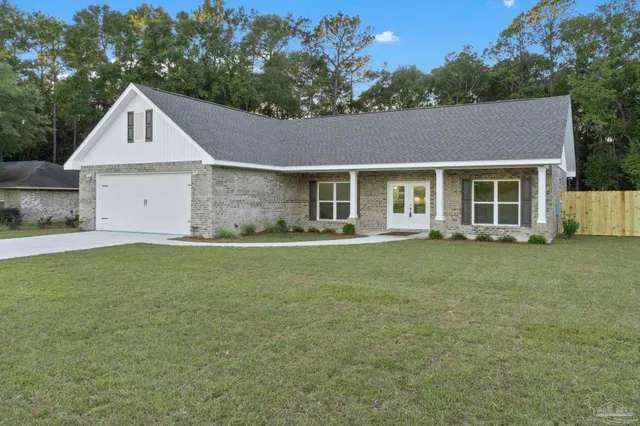 a view of a house with a outdoor space