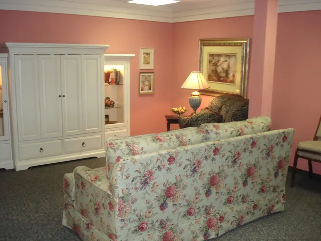 $820 | 221 East Cavour Avenue, Fergus Falls, MN 56537