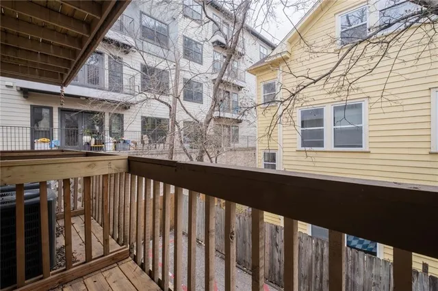 $1,300 | 2210 Pearl Street, Unit 205, Austin, TX 78705