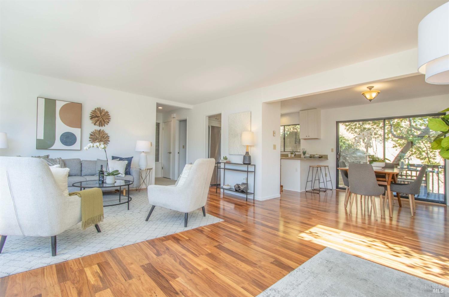 28 Corte Real, Greenbrae, CA 94904 Compass