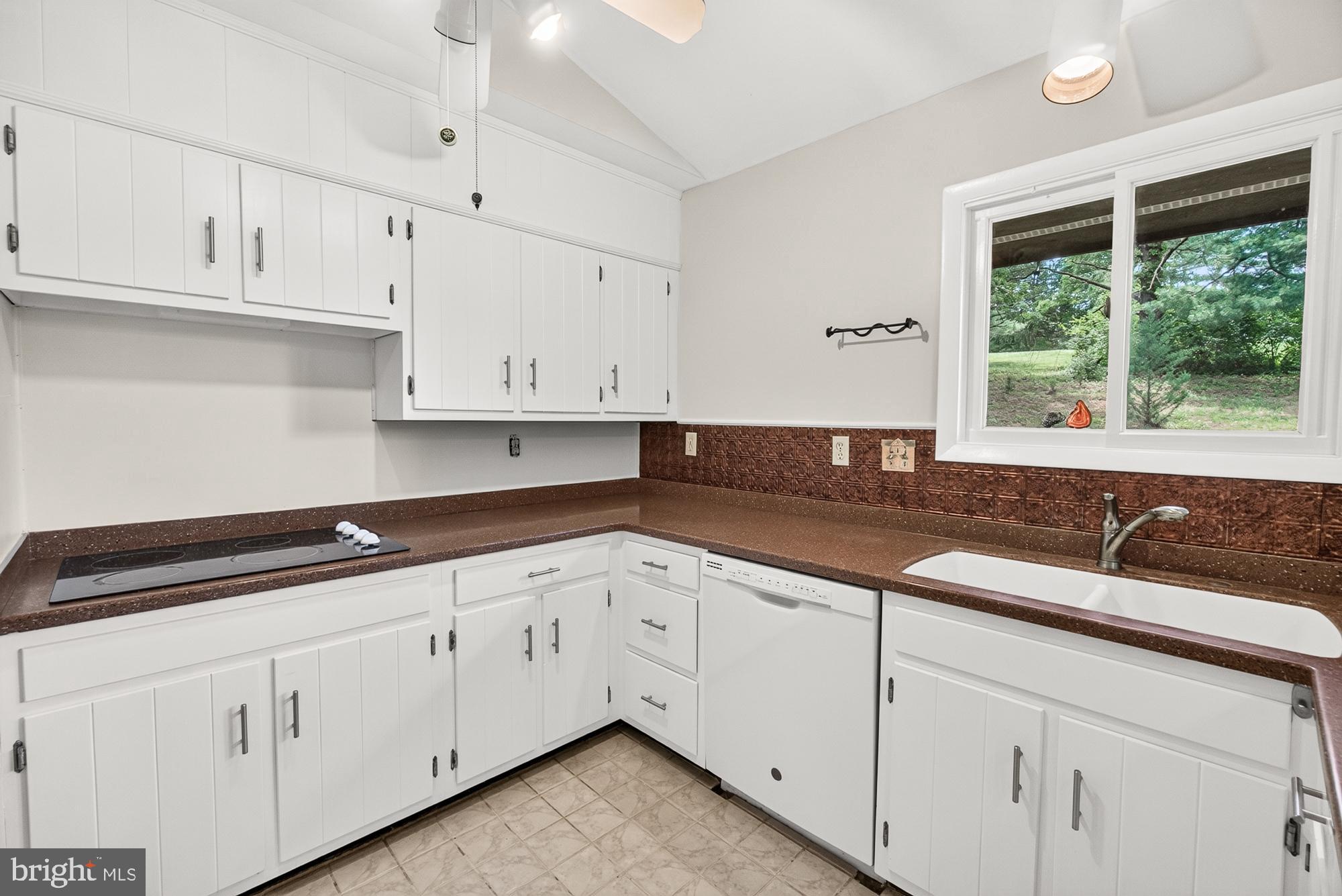 2748 Bennies Hill Road Middletown, MD 21769 - Photo 24 of 66