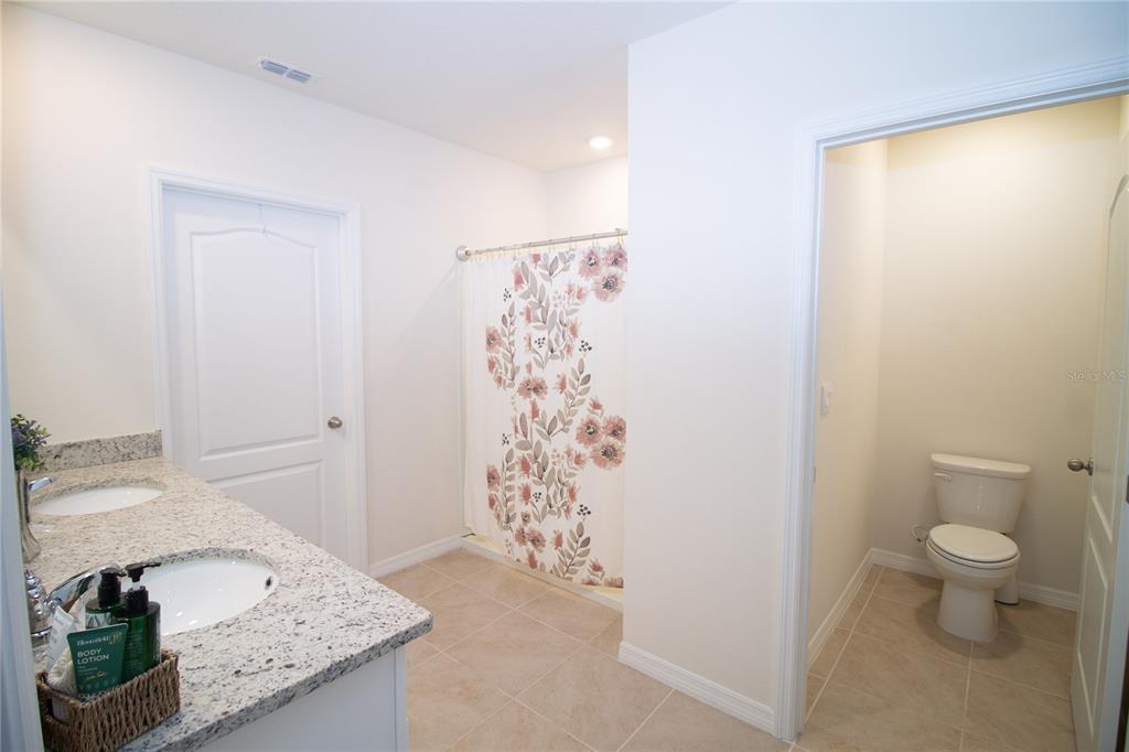 3033 Beau Loop Tavares, FL 32778 - Photo 4 of 36