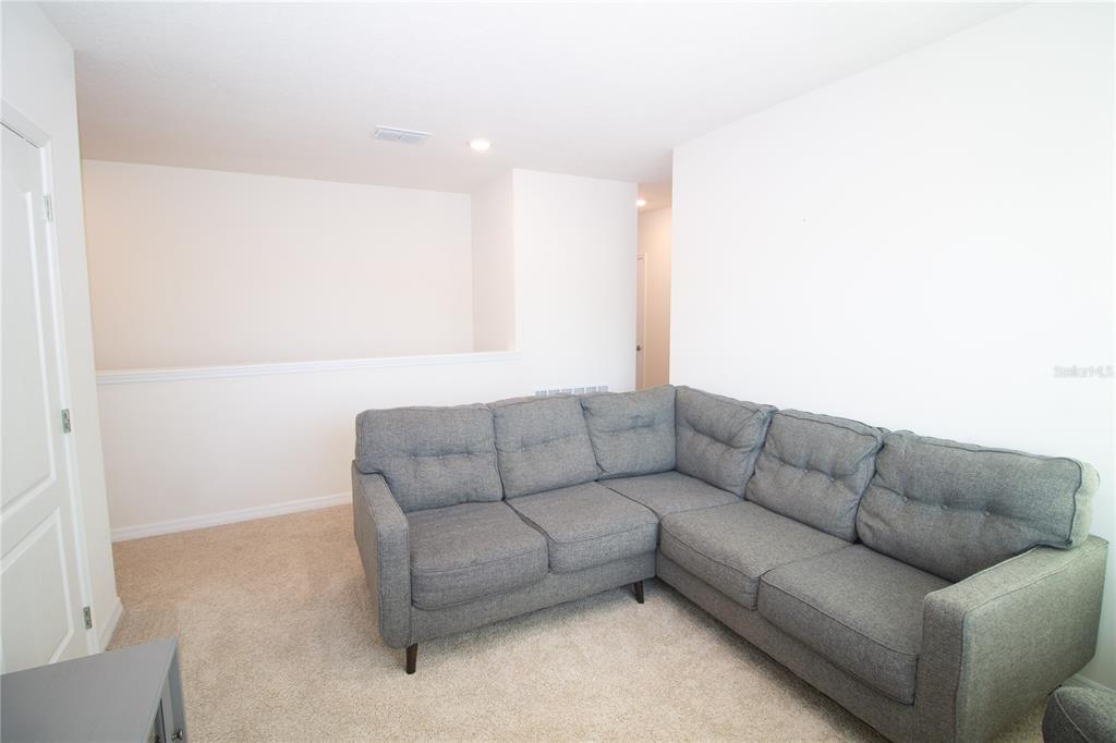 3033 Beau Loop Tavares, FL 32778 - Photo 10 of 36