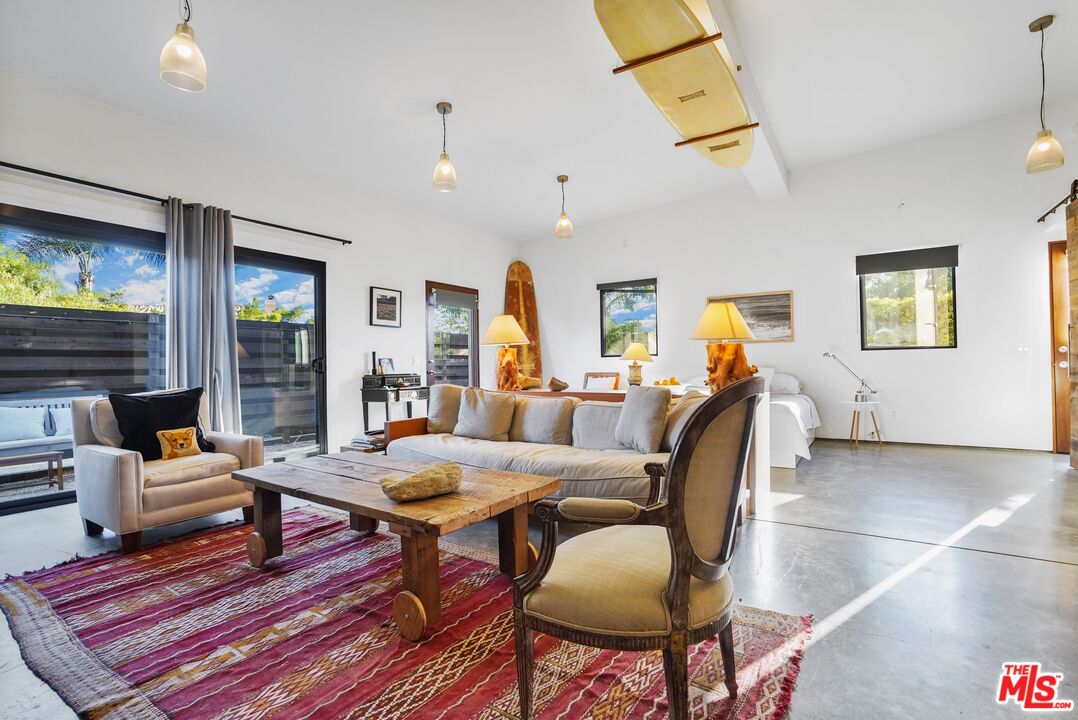 5801 Kanan Dume Road Malibu, CA 90265 - Photo 15 of 44