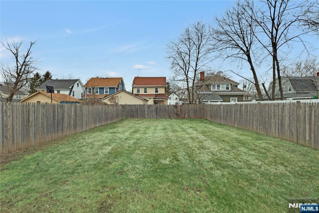 23-25 Varsity Road Newark, NJ 07106 - Photo 29 of 40