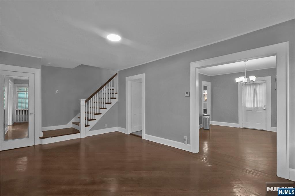 23-25 Varsity Road Newark, NJ 07106 - Photo 8 of 40