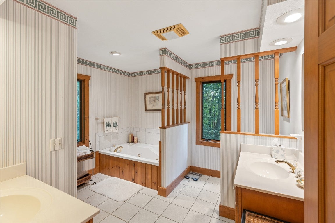 973 Highgate Road Highlands, NC 28741 - Photo 22 of 39 Gallery Image 22