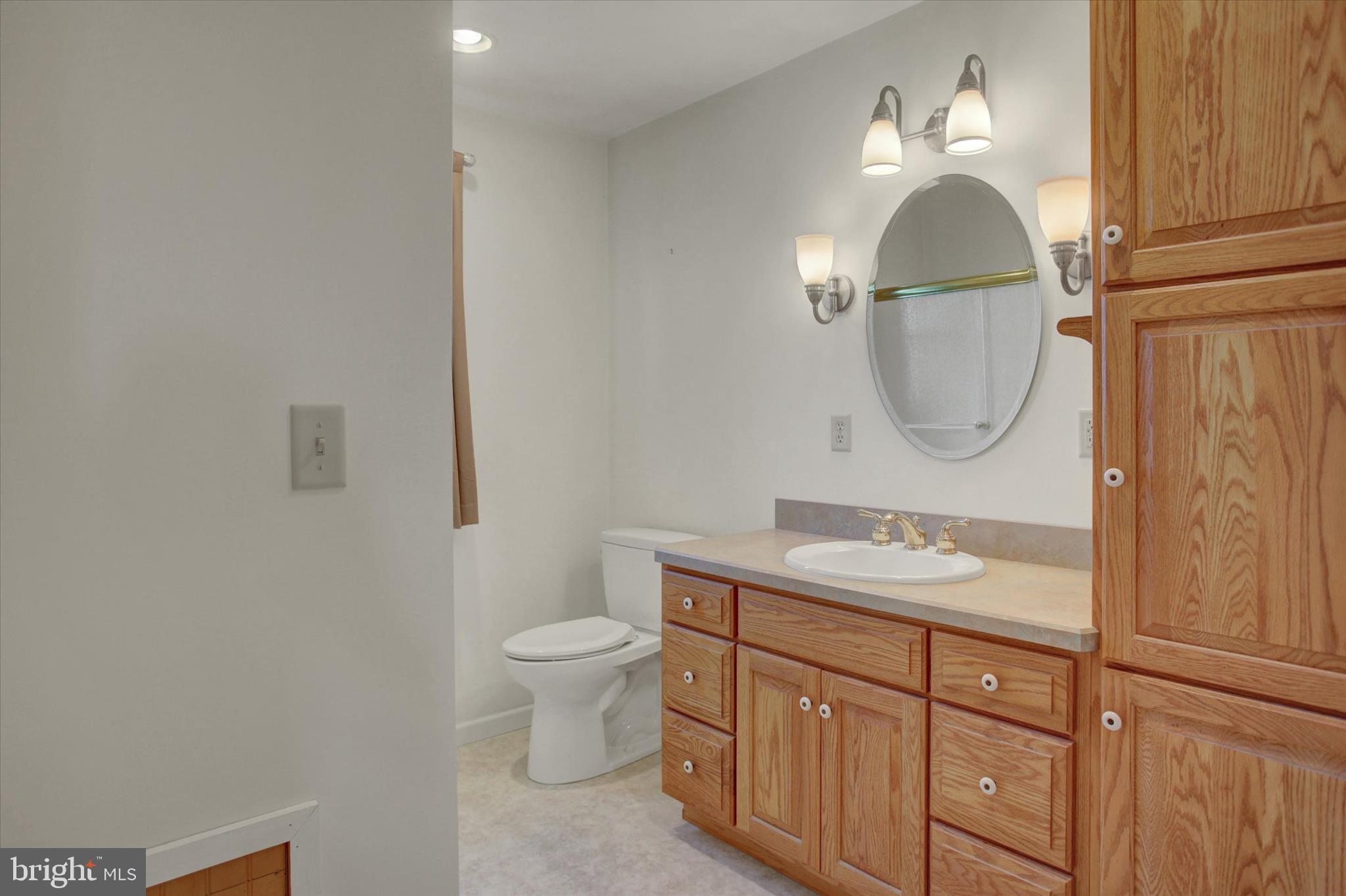 120 North Winding Road Wellsville, PA 17365 - Photo 37 of 66 Full Bath