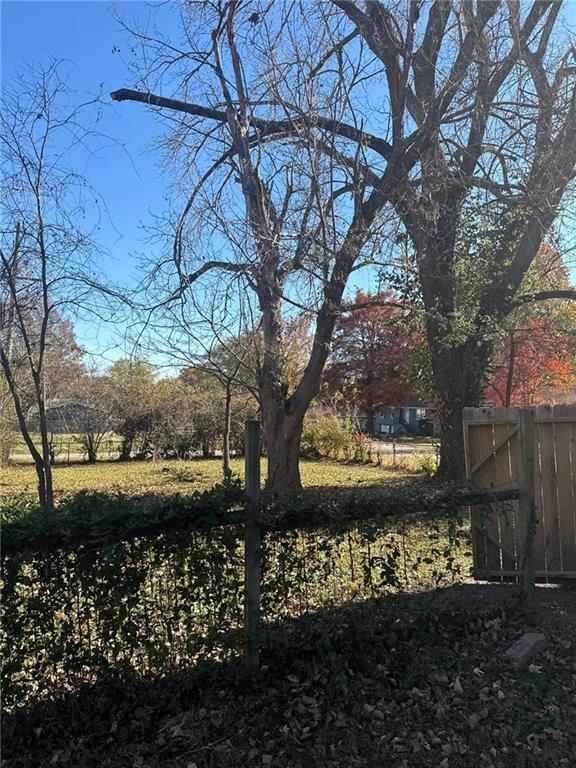 218 Southwest 19 Street Oak Grove, MO 64075 - Photo 36 of 38