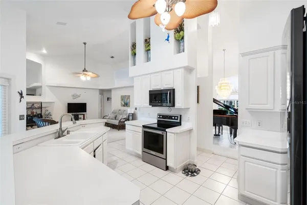 $787,000 | 13603 Sunset Lakes Circle, Winter Garden, FL 34787