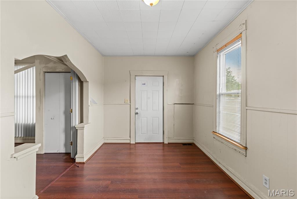 6704 Schofield Avenue St. Louis, MO 63133 - Photo 4 of 19