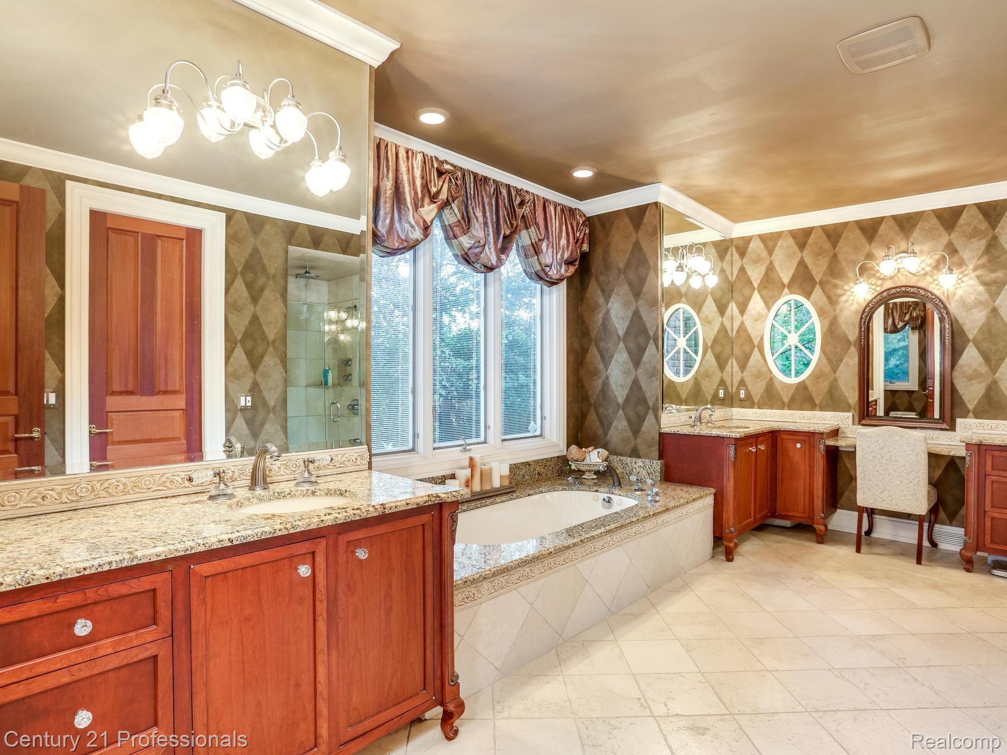 3565 West Tienken Road Rochester, MI 48309 - Photo 53 of 73 3565 W Tienken Rd Rochester-113-114-3565 West Tienken Road-MLS_Size.jpg
