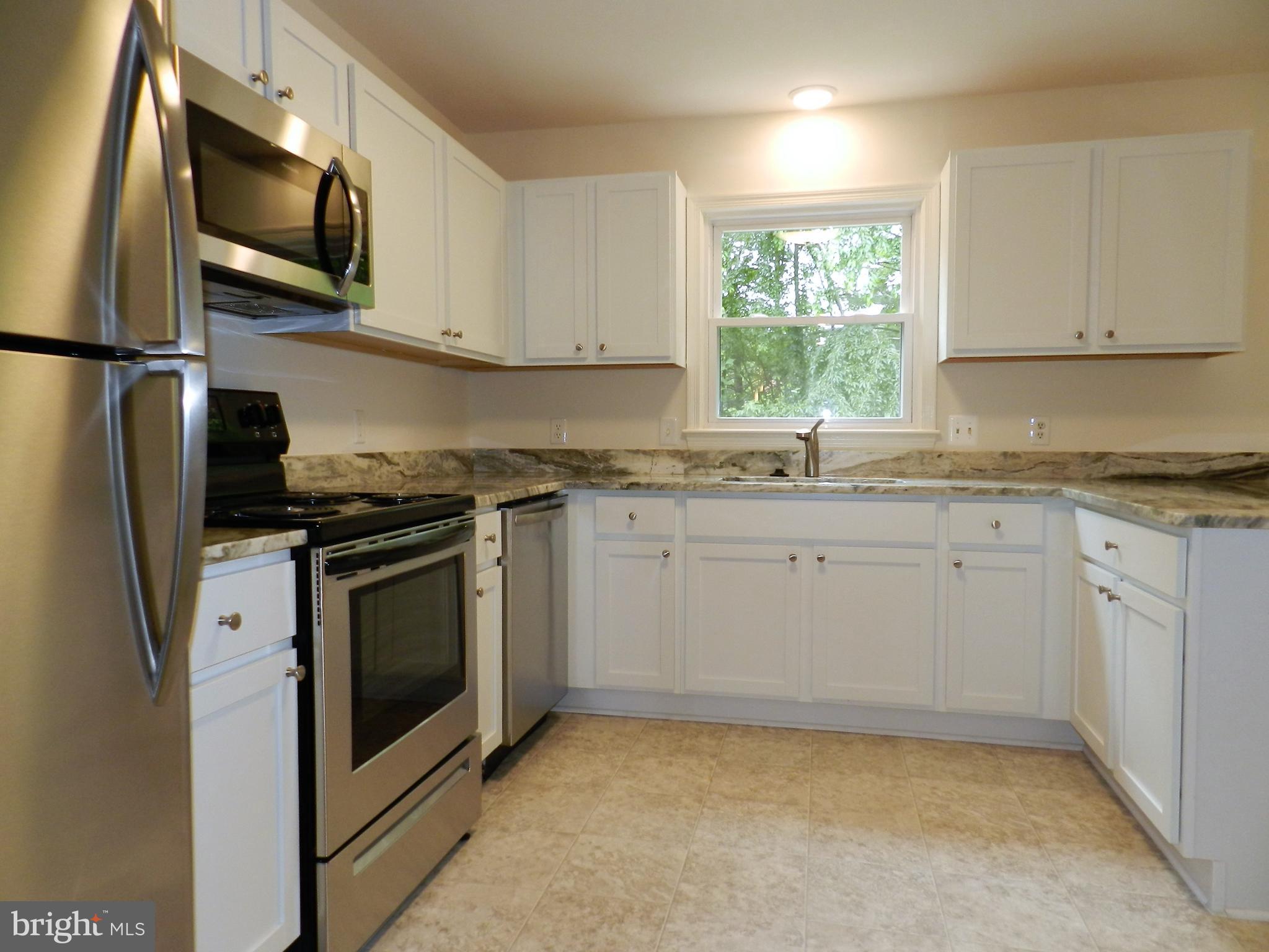 429 Ridgemore Street Fredericksburg, VA 22405 - Photo 12 of 28 Gallery Image 12