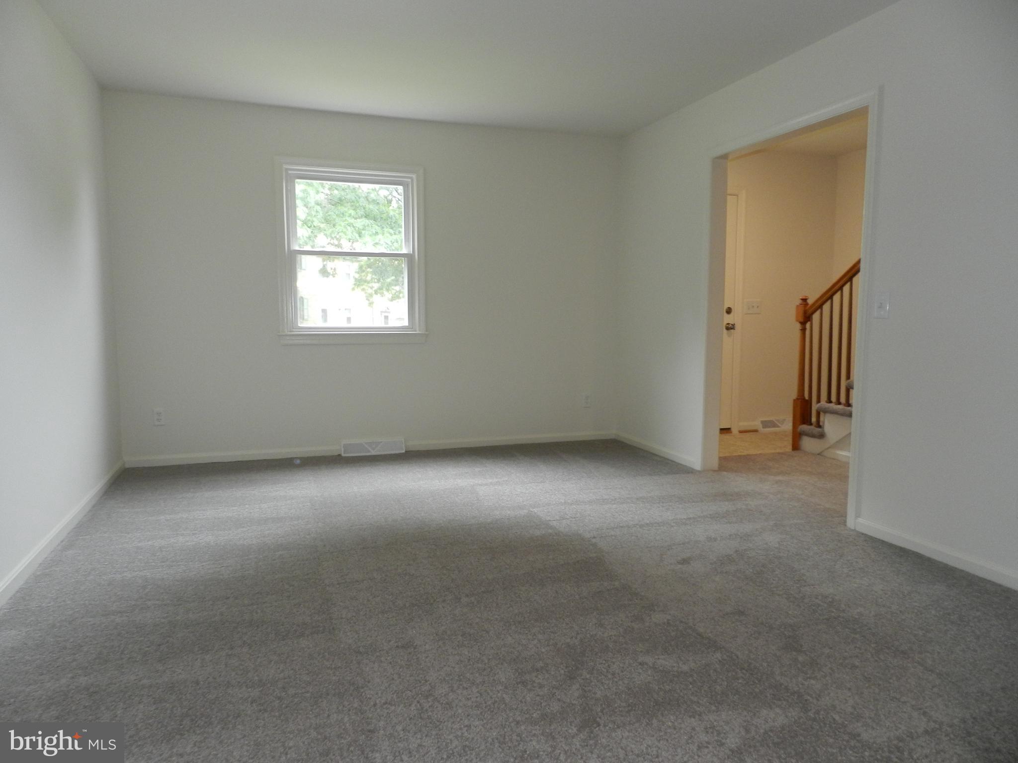 429 Ridgemore Street Fredericksburg, VA 22405 - Photo 5 of 28 Gallery Image 5