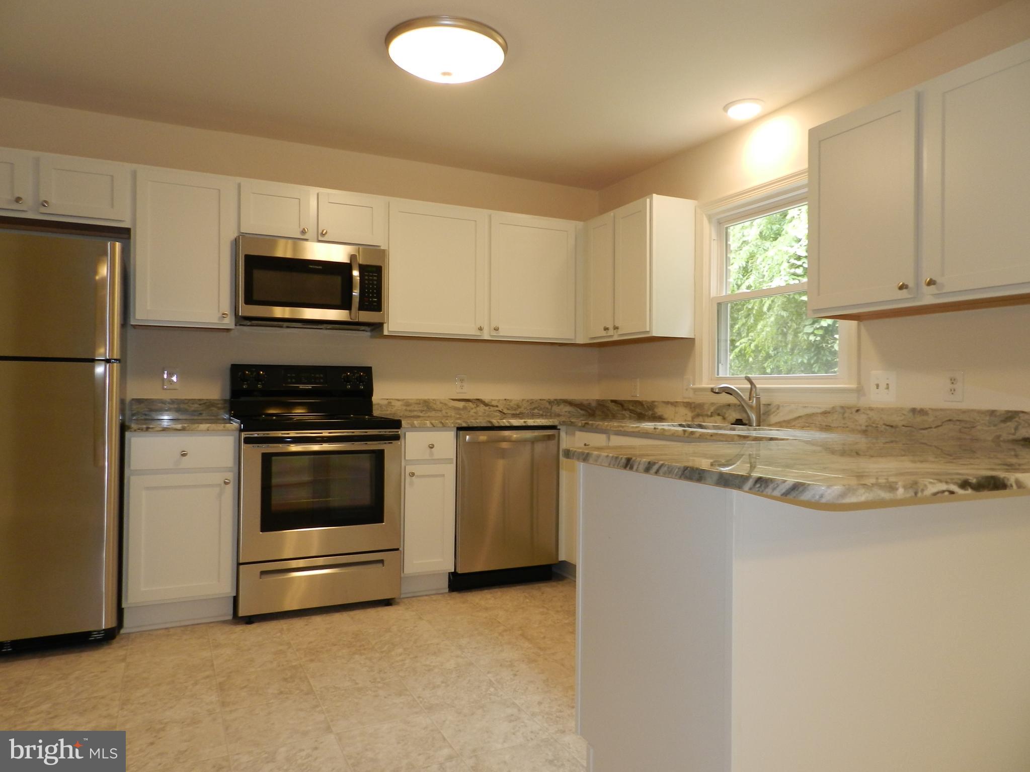 429 Ridgemore Street Fredericksburg, VA 22405 - Photo 9 of 28 Gallery Image 9