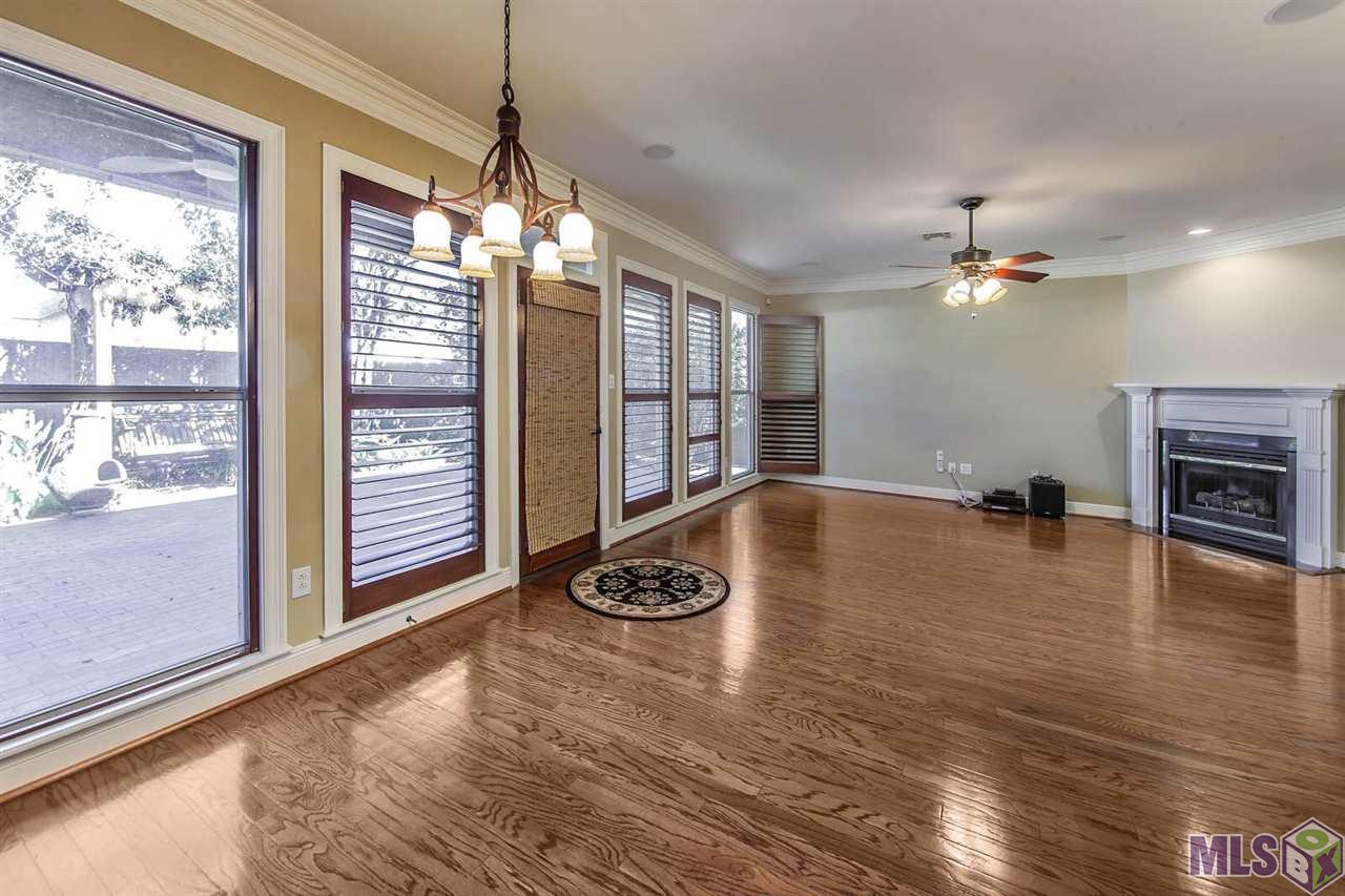 504 Sugar Mill Courtyard Houma, LA 70360 - Photo 3 of 12