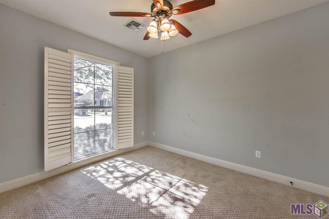 504 Sugar Mill Courtyard Houma, LA 70360 - Photo 8 of 12