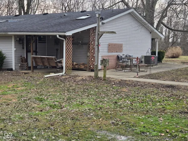 $349,900 | 1550 East County Road 50 North, North Vernon, IN 47265