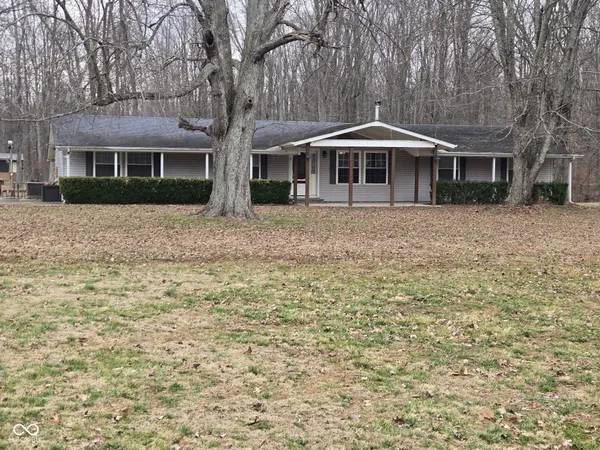 $349,900 | 1550 East County Road 50 North, North Vernon, IN 47265