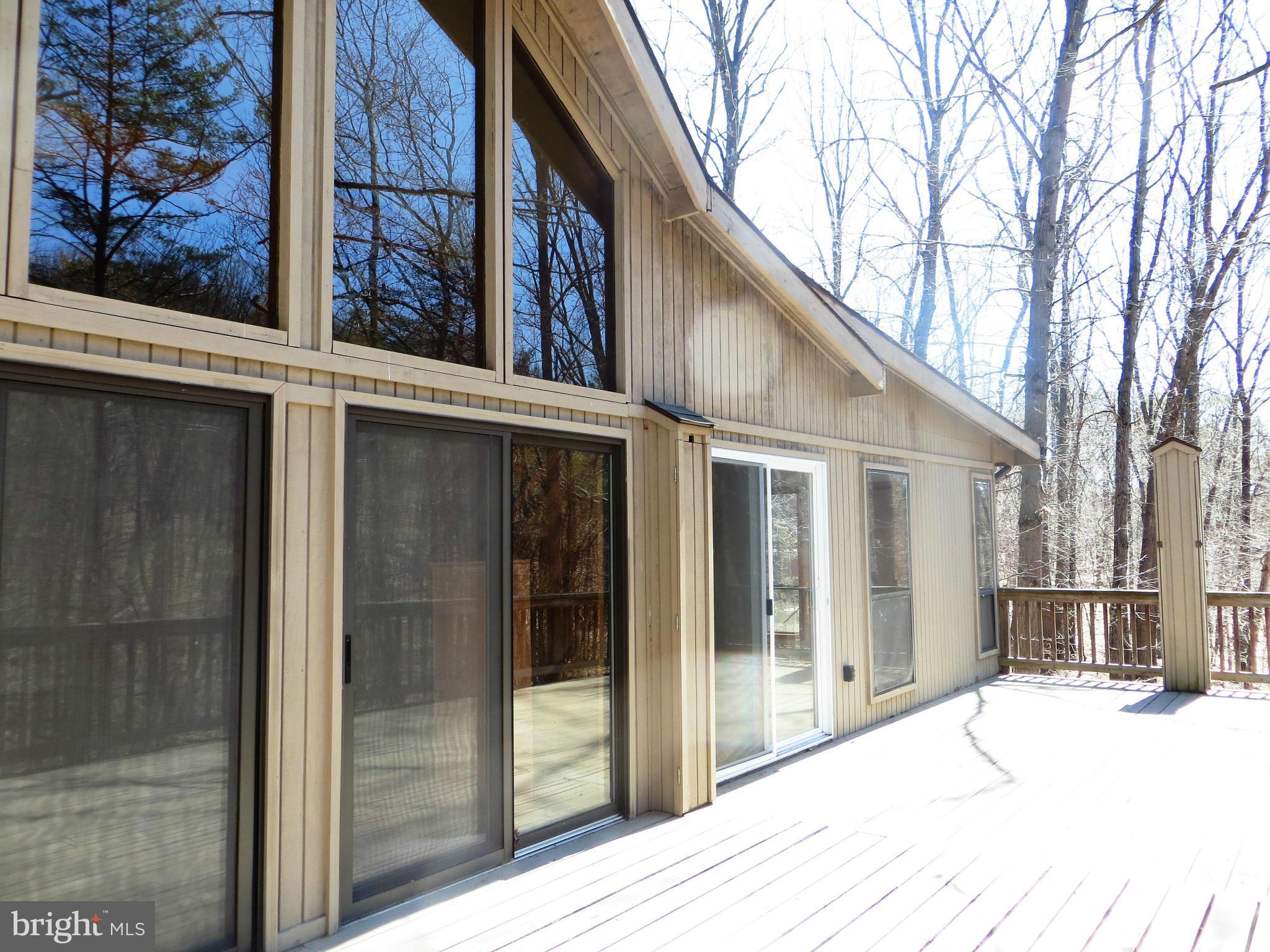 730 Walden Road Hedgesville, WV 25427 - Photo 5 of 17 Exterior (Rear)