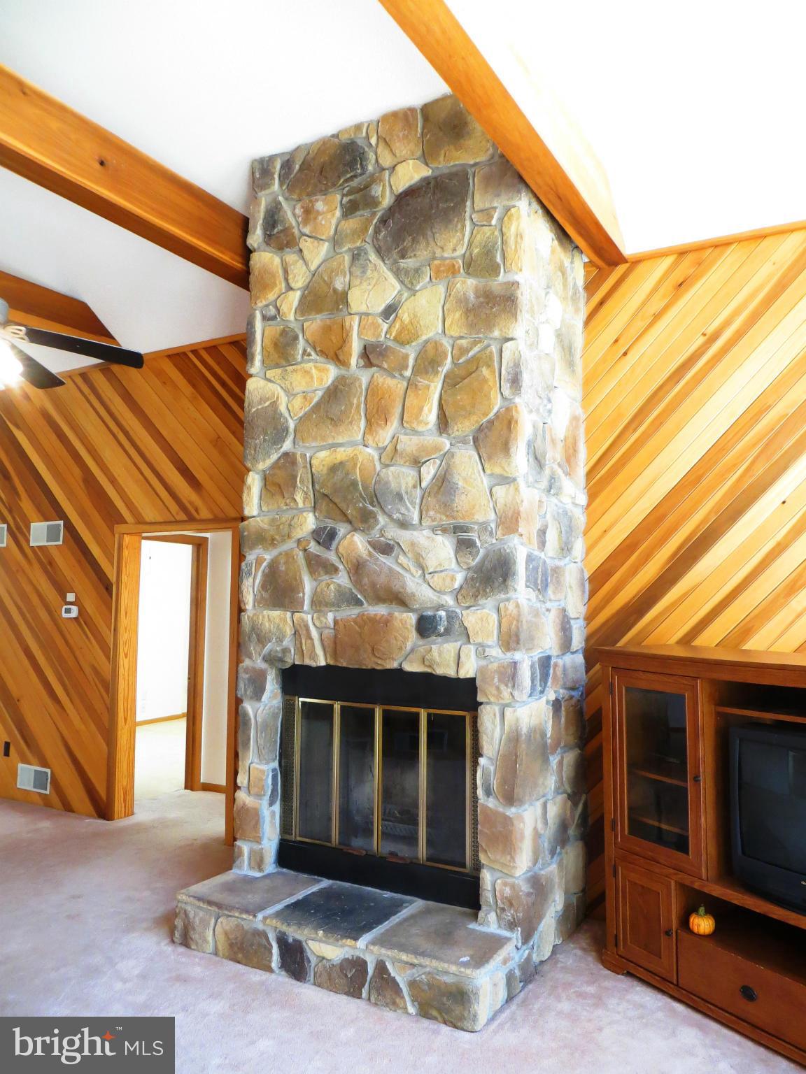 730 Walden Road Hedgesville, WV 25427 - Photo 9 of 17 Family Room