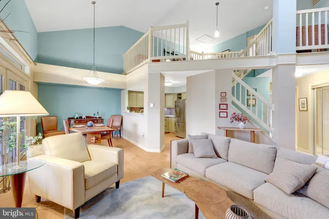 $480,000 | 1334 Garden Wall Circle, Unit E, Reston, VA 20194