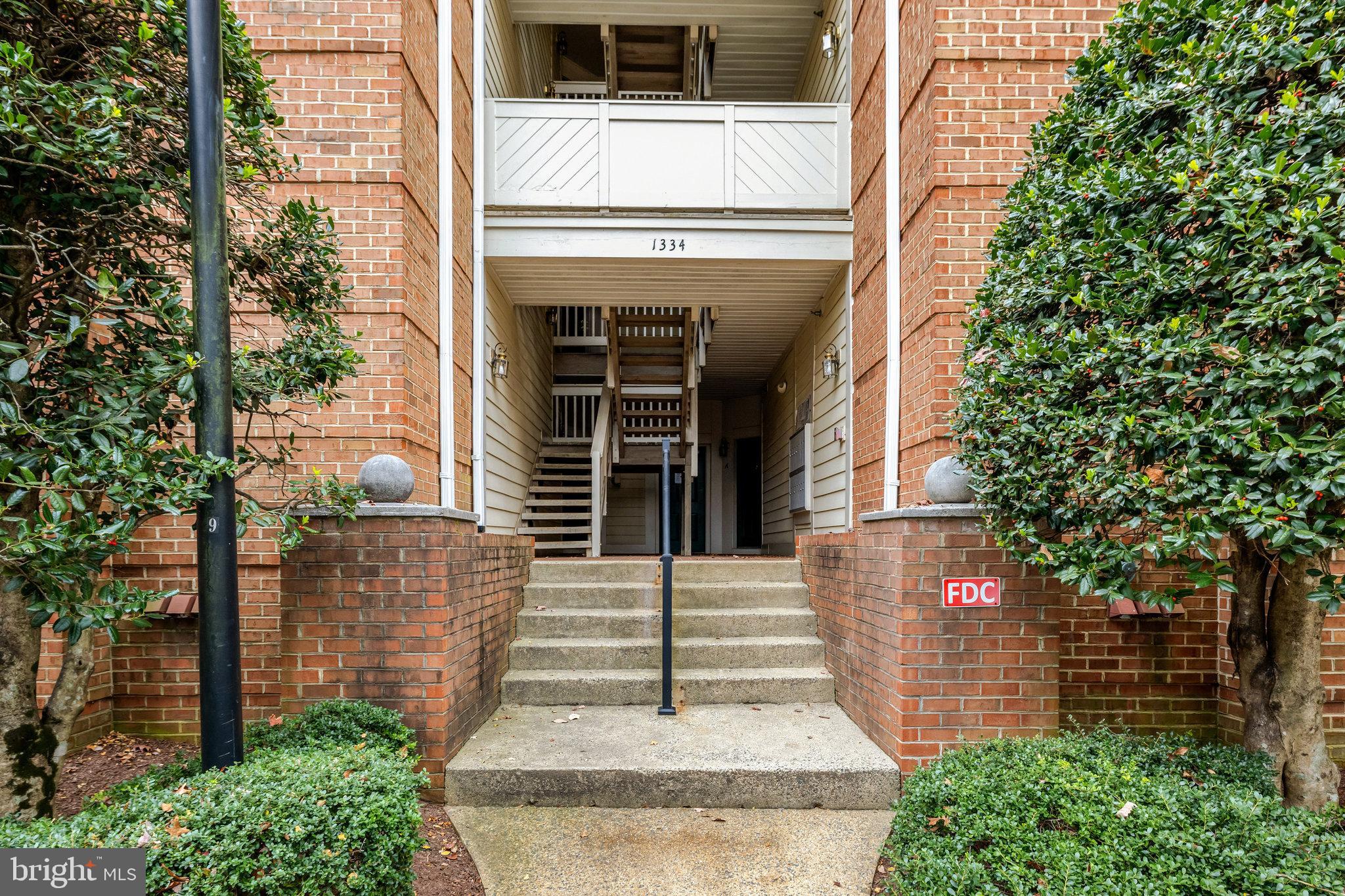 1334 Garden Wall Circle, Unit E Reston, VA 20194 - Photo 14 of 23 a view of entrance of the house