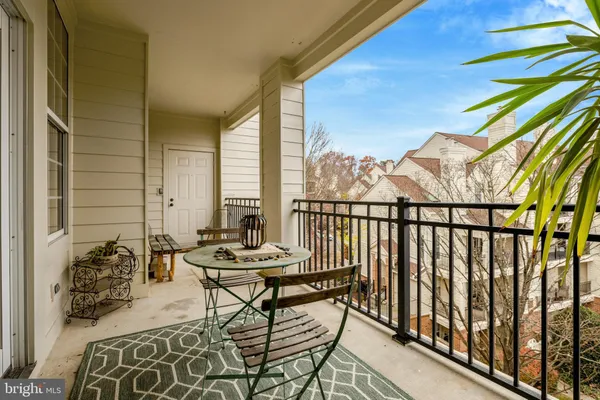 $478,000 | 1334 Garden Wall Circle, Unit E, Reston, VA 20194