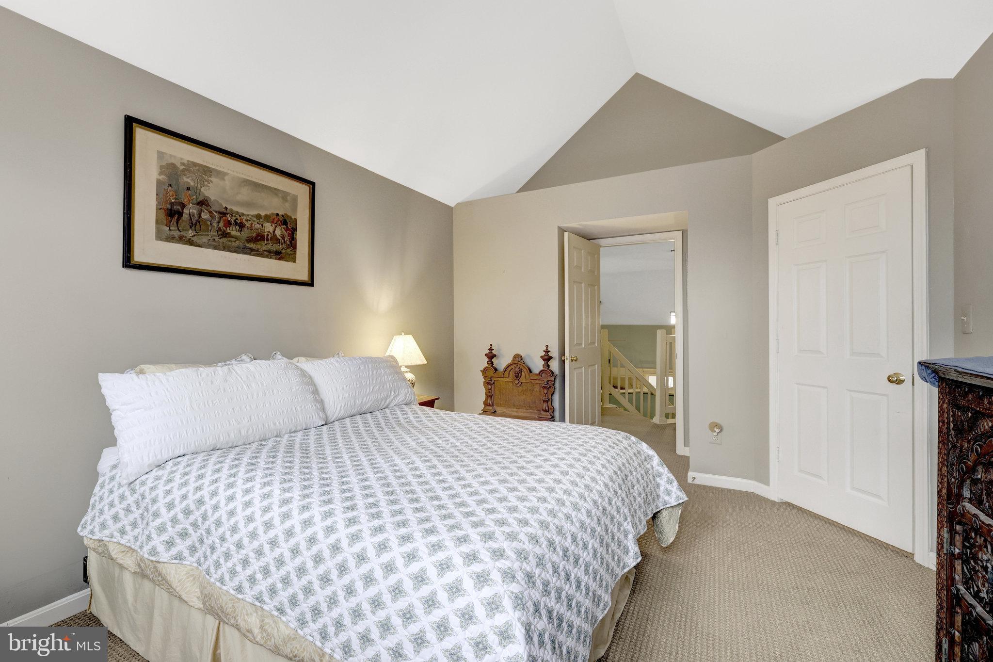 1334 Garden Wall Circle, Unit E Reston, VA 20194 - Photo 34 of 51 Cozy retreat with vaulted ceilings.