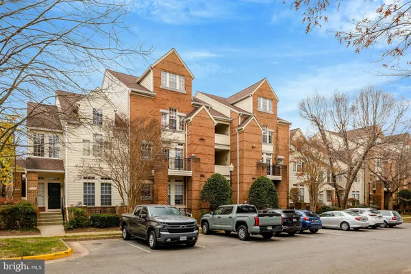 $478,000 | 1334 Garden Wall Circle, Unit E, Reston, VA 20194