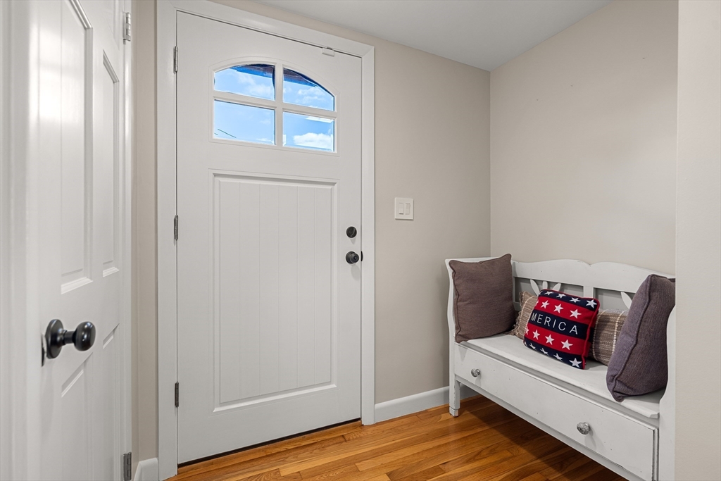 13 Curtis Street Lynn, MA 01905 - Photo 3 of 39