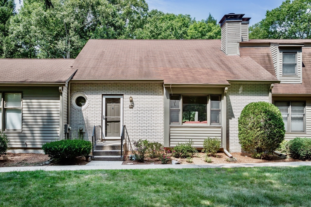 419 Southwick Road, Unit Q70 Westfield, MA 01085 - Photo 1 of 31 Gallery Image 1