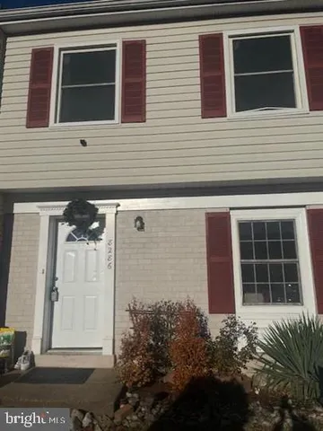 $2,600 | 8286 White Pine Drive, Manassas Park, VA 20111
