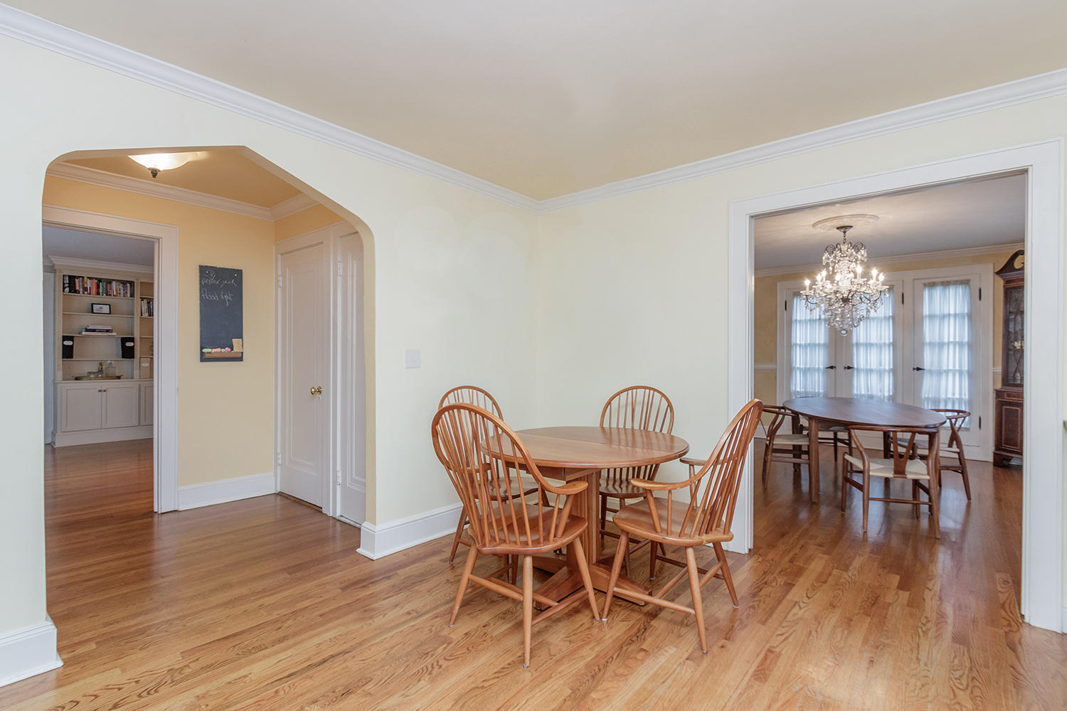 8 Abbey Road Darien, CT 06820 - Photo 14 of 39 a view of a dining room with furniture and wooden floor